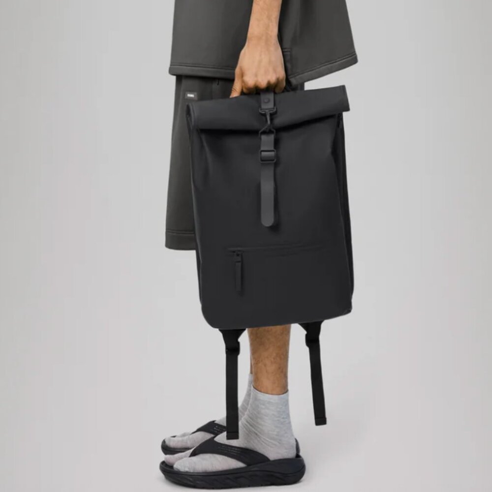 RAINS ROLLTOP RUCKSACK in BLACK with computer sleeve - Picture 3 of 6